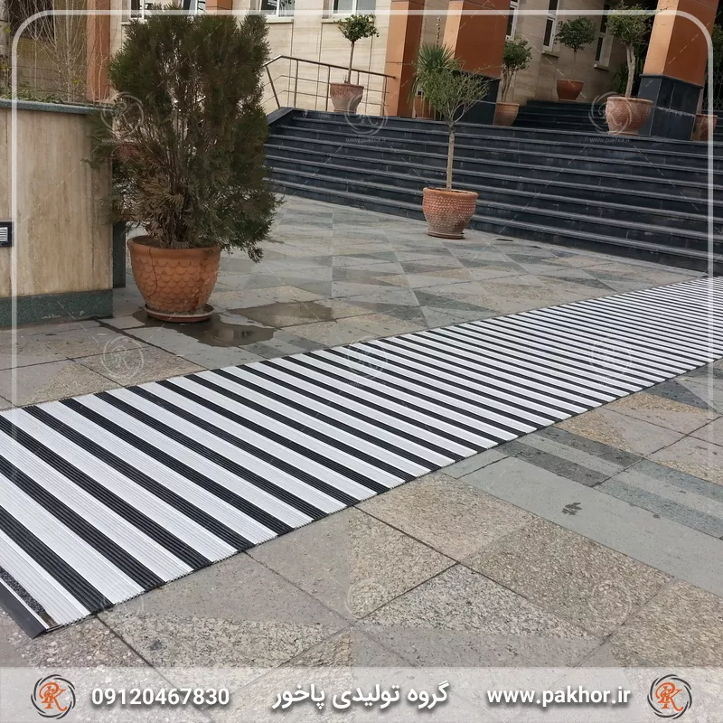 نمونه اجرا شده پادری آلومینیومی شیار دار یک سانتی کد M2